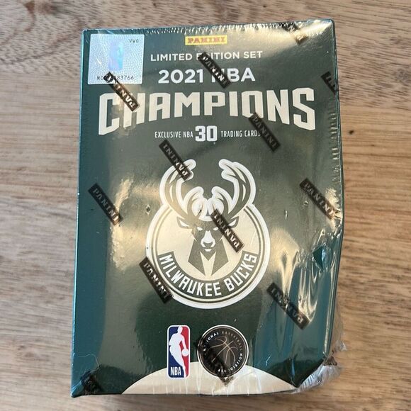 New Panini 2021 NBA champions limited edition set (dented box) 30 trading cards - Picture 1 of 4